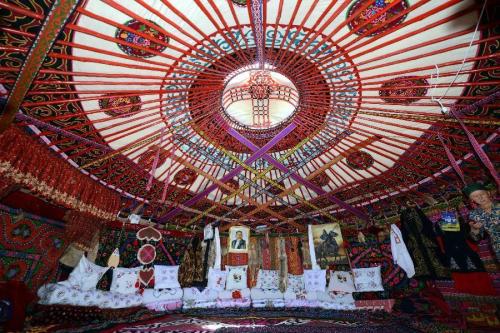 カザフスタンを含む中央アジアから中国新疆ウイグル自治区等の多くの国に跨って住んでいるカザフ族(金さん特別編)