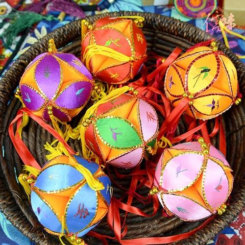 歌好きで住んでいる村は「歌の海」と称えられている壮族(チワン族)(李さん特別編)