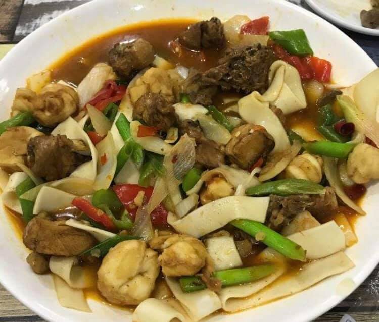 中国北西部・甘粛省の粛南ユグル族自治県を中心に生活している裕固族(以下、ユグル族)(何さん特別編)