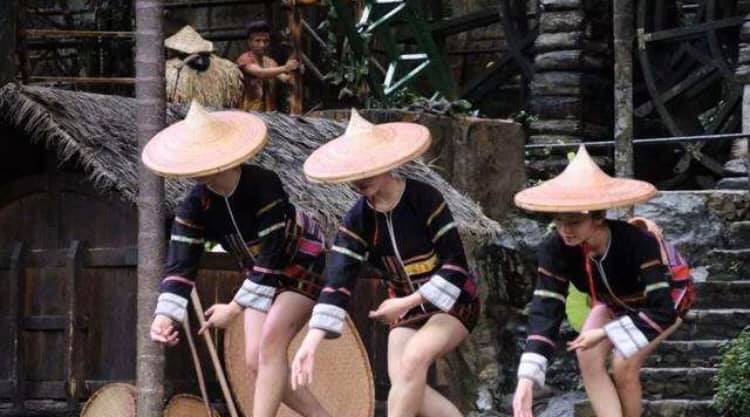 海南島の熱帯気候の中で生活している黎族(羅さん特別編)