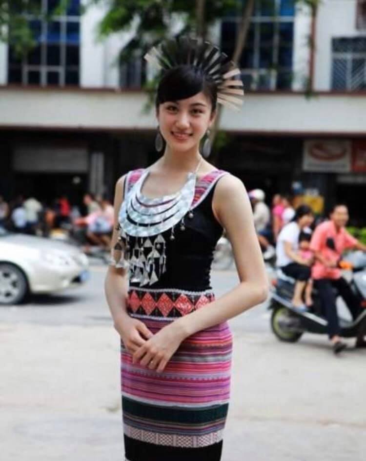 海南島の熱帯気候の中で生活している黎族(羅さん特別編)