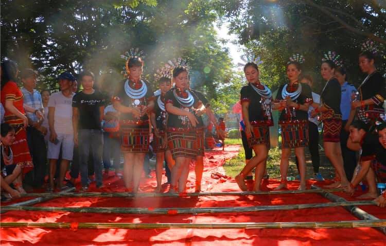 海南島の熱帯気候の中で生活している黎族(羅さん特別編)
