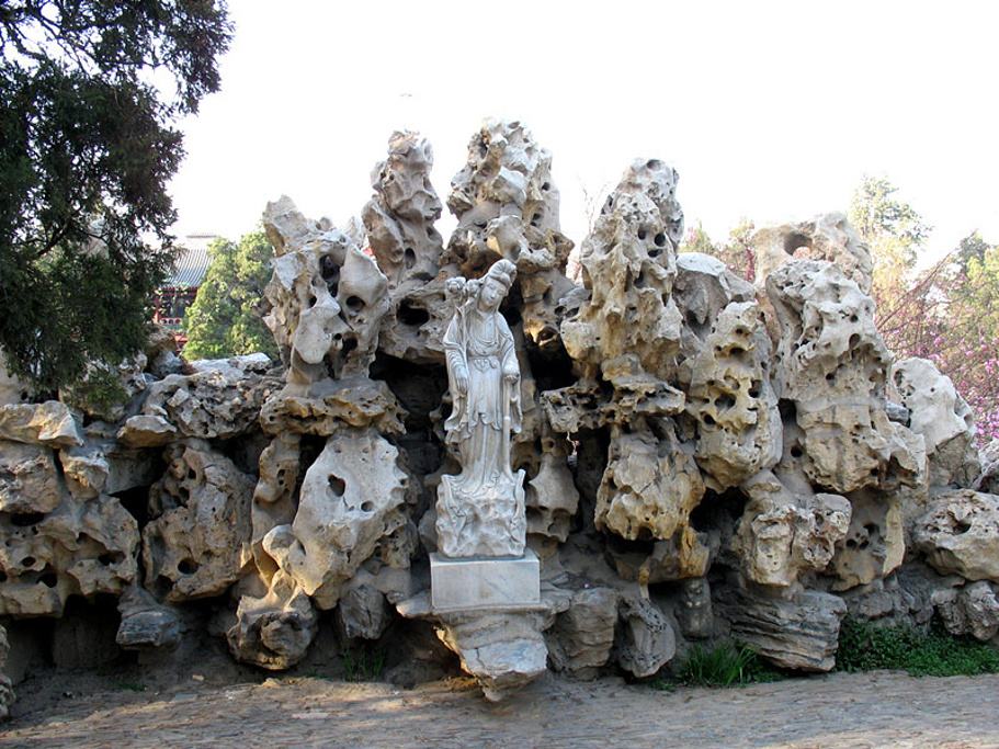 蓮が一面に生い茂る池の風景がとても美しい、河北省保定市にある古蓮花池景区(金さん特別編)