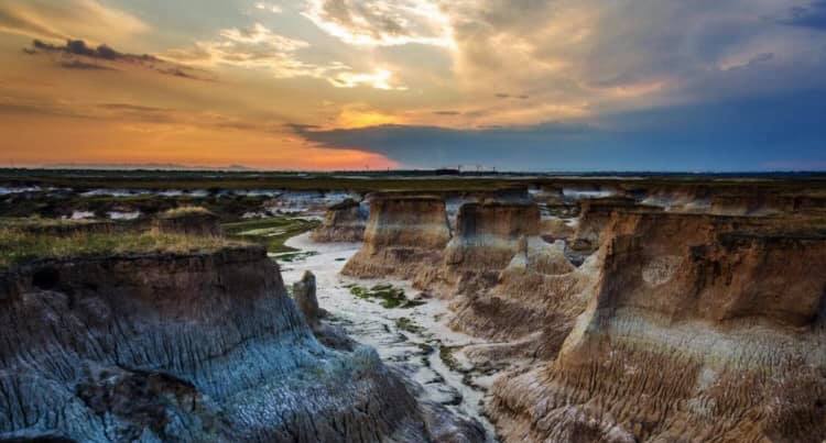 様々な気候変動を受けた地球の歴史を感じることのできる大同土林(何さん特別編)