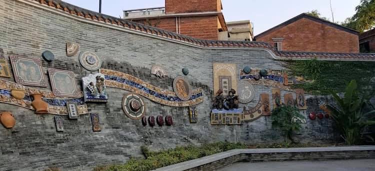 陶器の故郷といわれる佛山市の代表的な陶磁器工場の竃がある南風古竃(羅さん特別編)