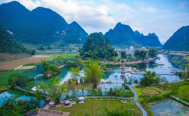 貴州省、東部は南寧、南部はベトナムに隣接する百色市(李さん特別編 )