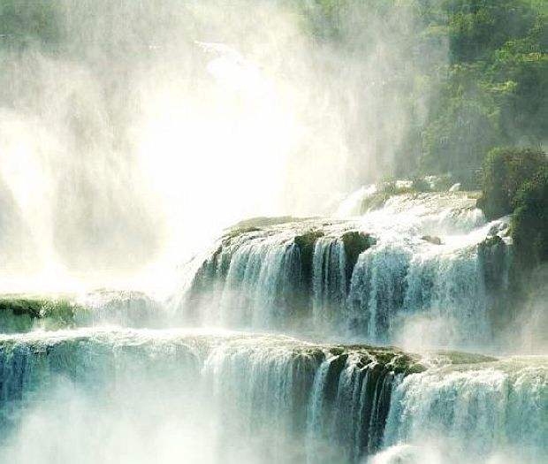 貴州省、東部は南寧、南部はベトナムに隣接する百色市(李さん特別編 )