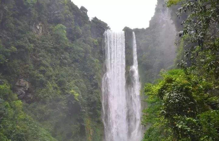貴州省、東部は南寧、南部はベトナムに隣接する百色市(李さん特別編 )