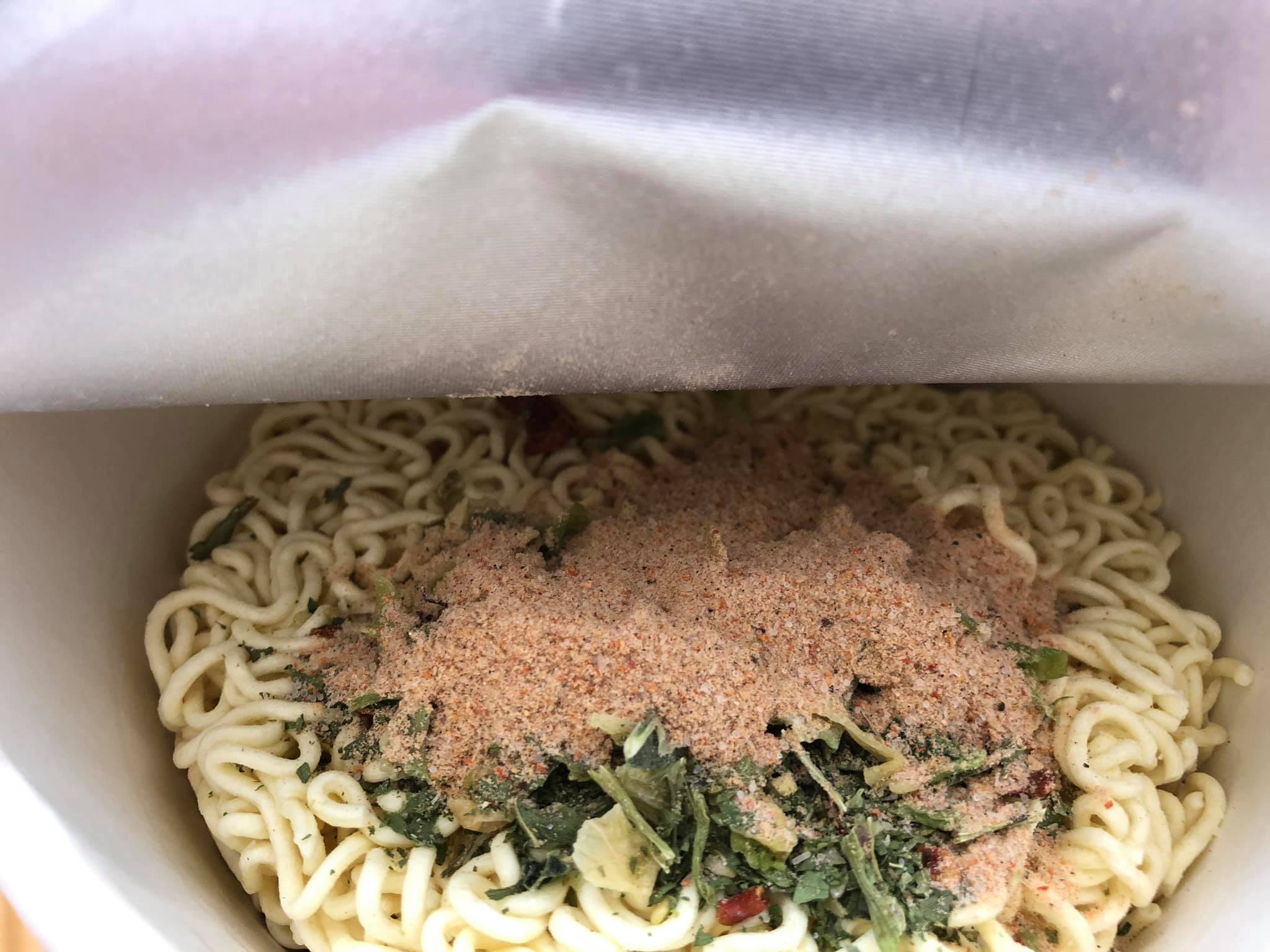 マーシーの美味しい3分中華料理クッキング!商品名は『香辣』!美味しくて辛い!康師傅の香ラー肉麺!