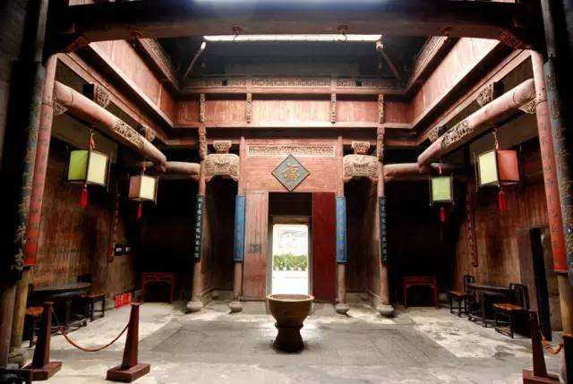 600年を超える歴史をもち、「古き東方文明の縮図」と言われる安徽省の徽州民居(蔡さん特別編)