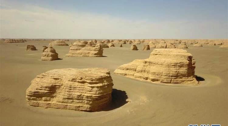 敦煌鬼城と呼ばれ、クムタグ砂漠にあるジオパーク、敦煌ヤルダン国家地質公園(何さん特別編)