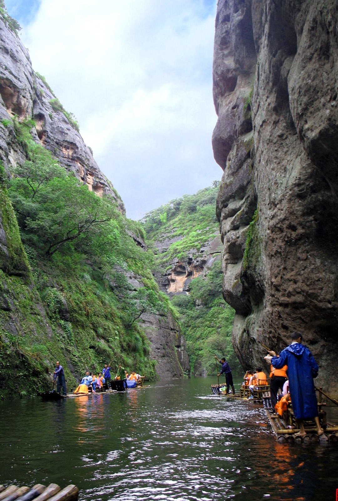 丹霞地形の中で最大規模を誇る福建省泰寧(羅さん特別編)